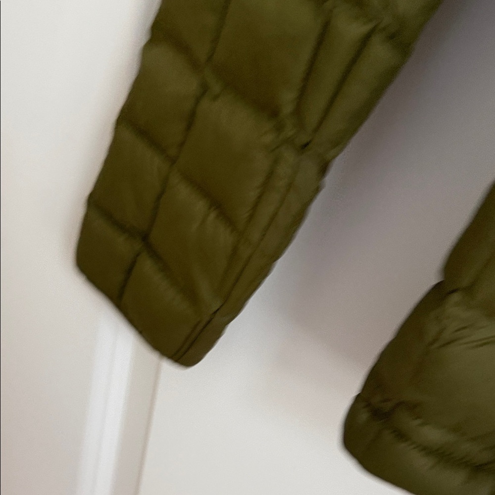 The North Face Thermoball Olive Quilted Jacket - Picture 6 of 12